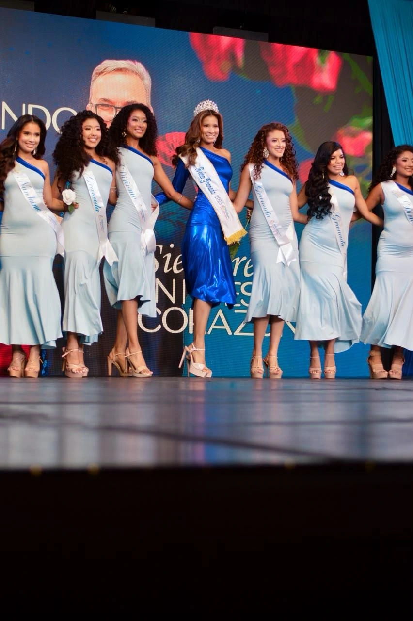 REINAS-(6)