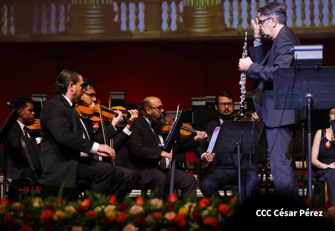 CAMERATA-(3)