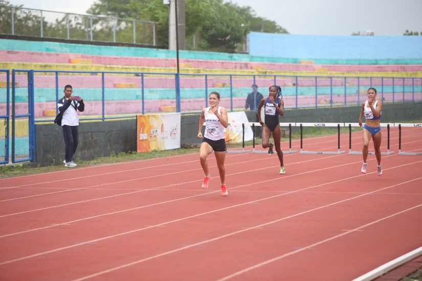 ATLETISMO--(25)