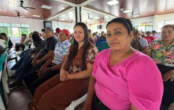 JINOTEGA-(1)