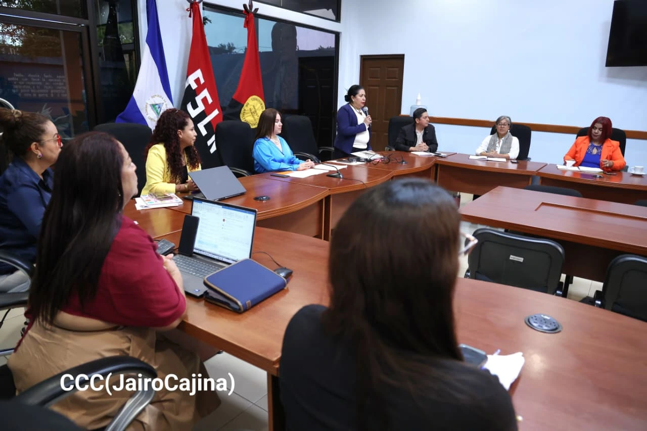 DOCENTES10