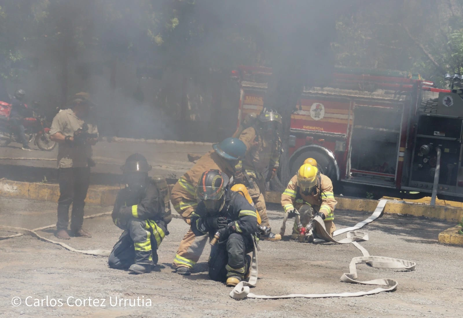 BOMBEROS6