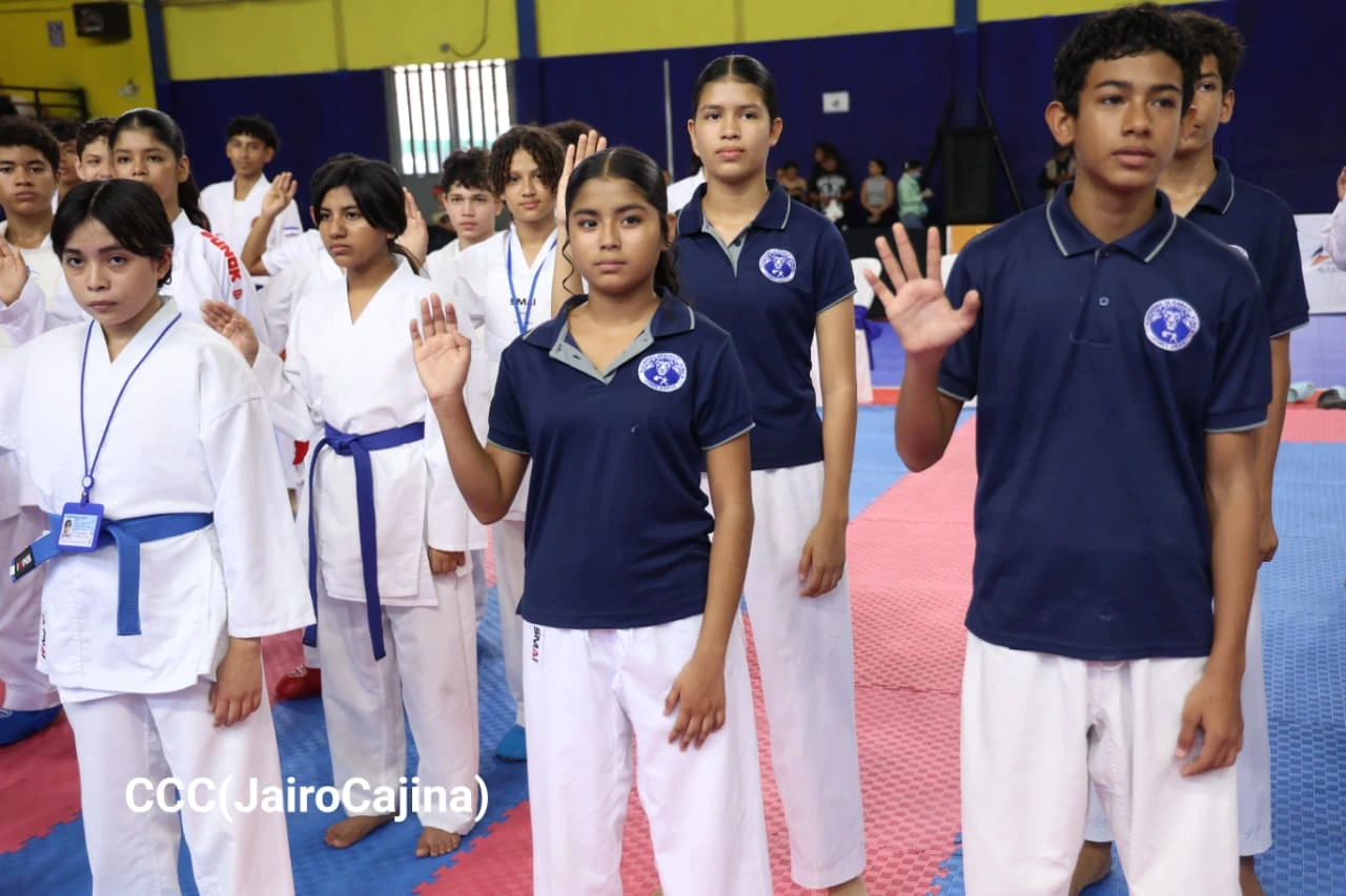 KARATE-(20)