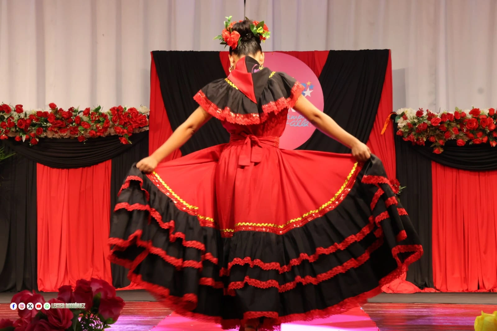 MUCHACHA-(30)