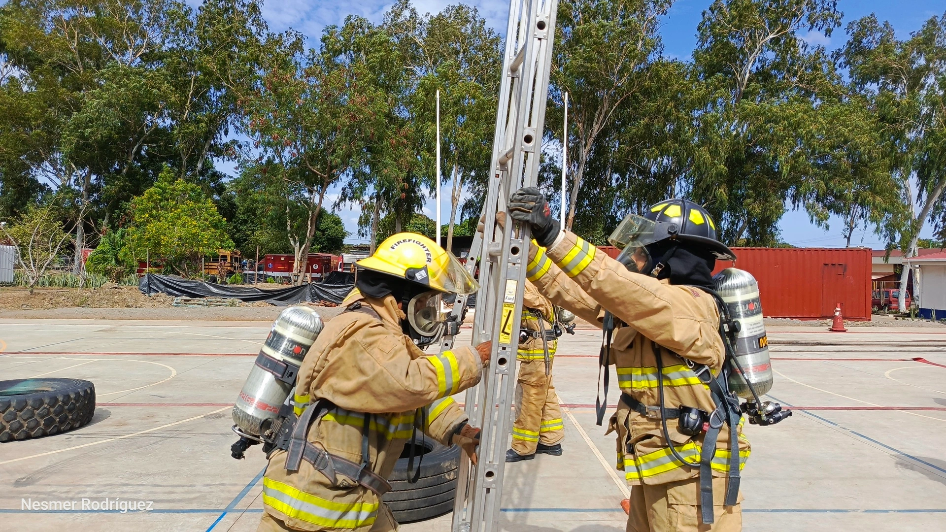 BOMBEROS3
