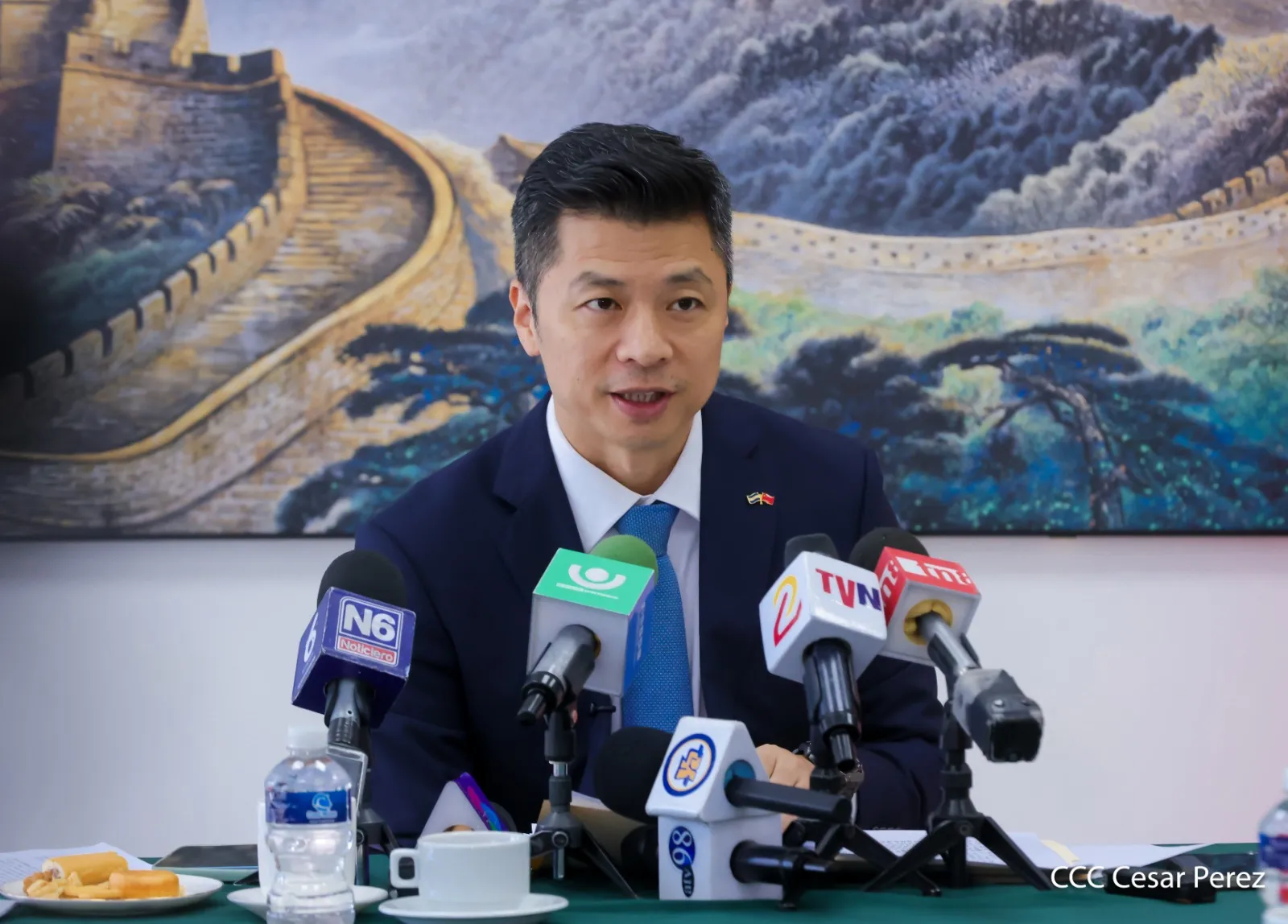 Embajador-China-13_13_11zon