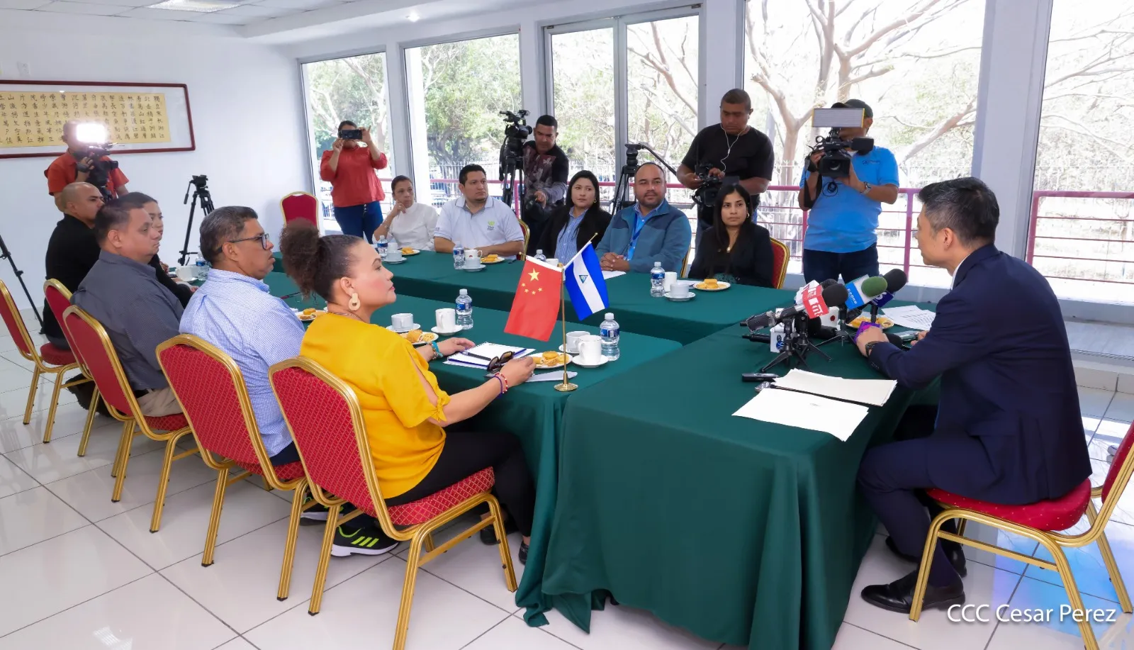 Embajador-China-26_26_11zon