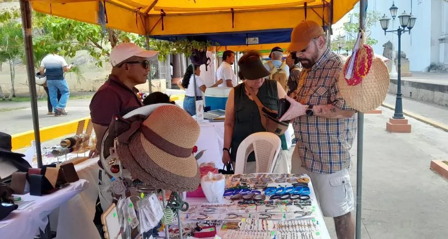 Ferias-de-emprendimientos-17_17_11zon