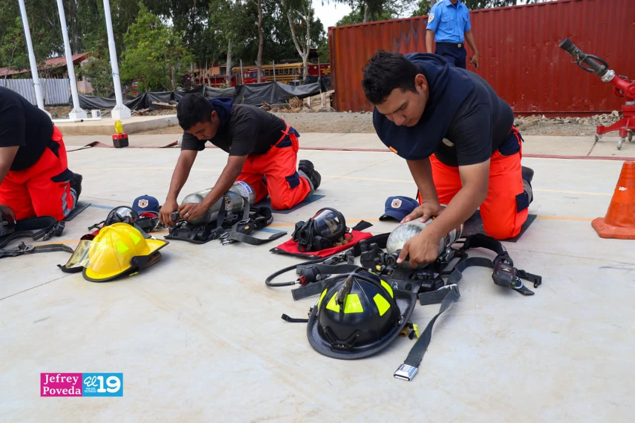 BOMBEROS14