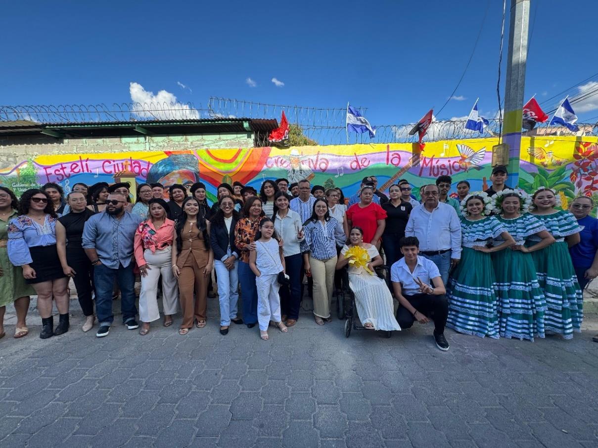 Esteli--(3)