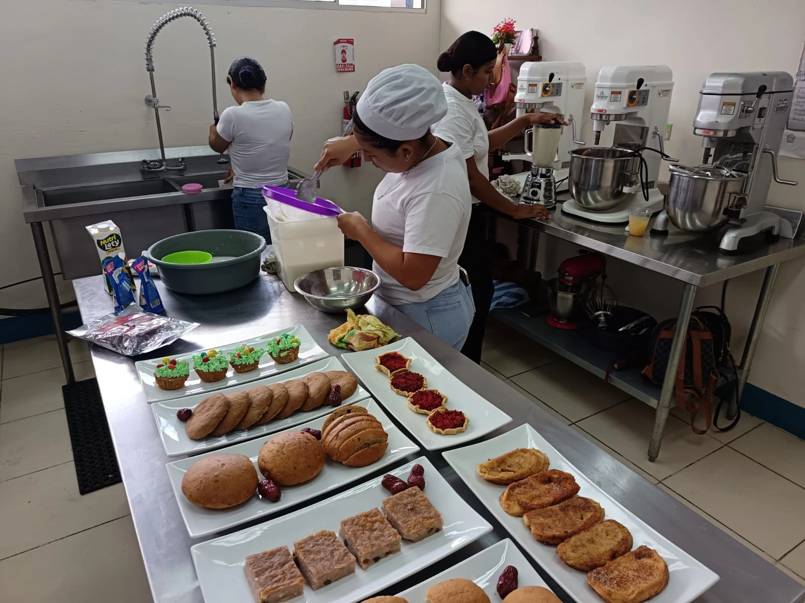 SABORES4