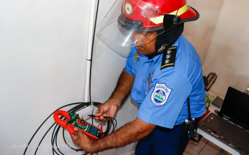 BOMBEROS6