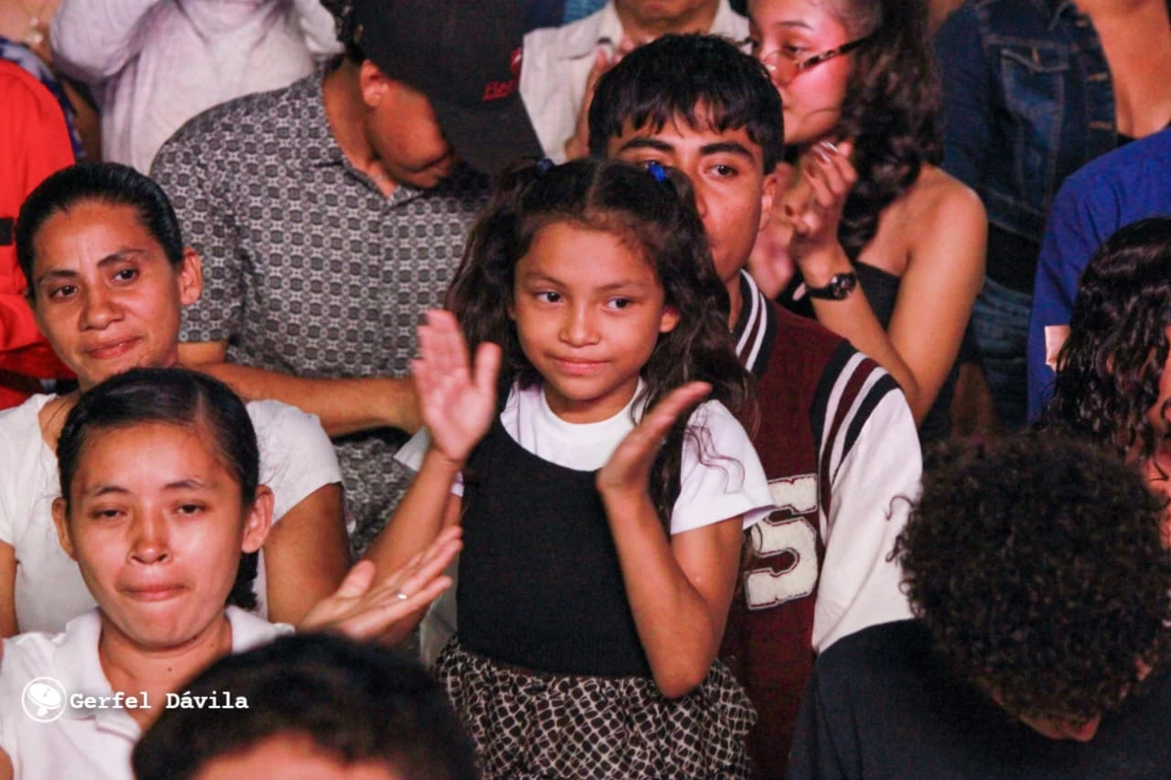 IGLESIAS-(17)