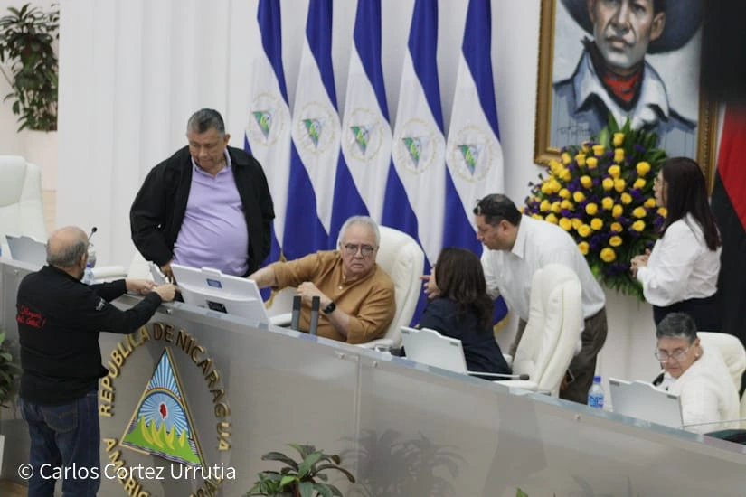 DECRETO16