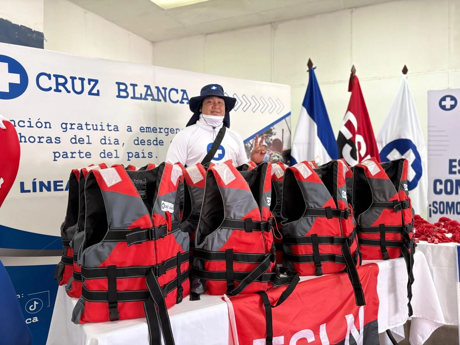 CRUZ-BLANCA11