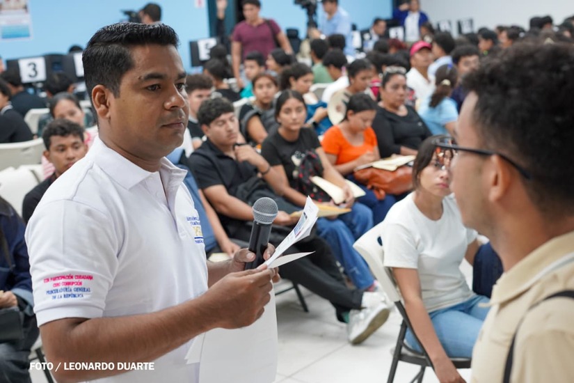 Becas-2