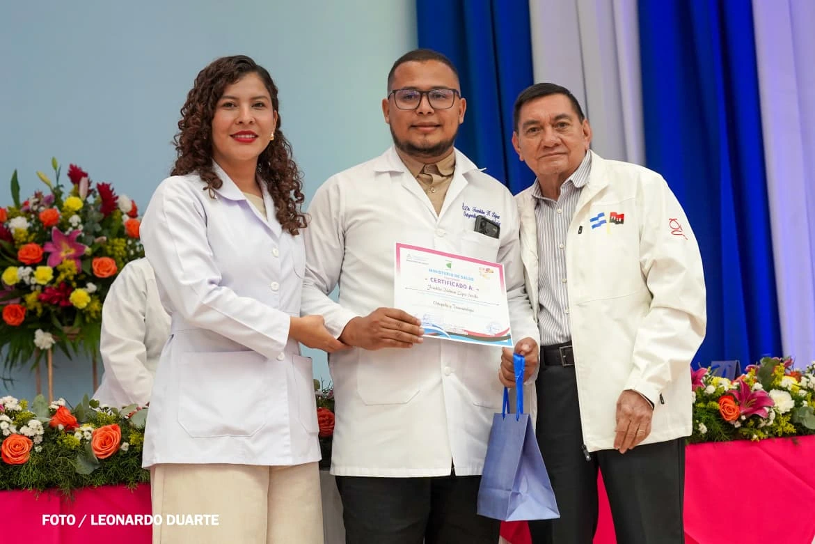 MEDICOS4
