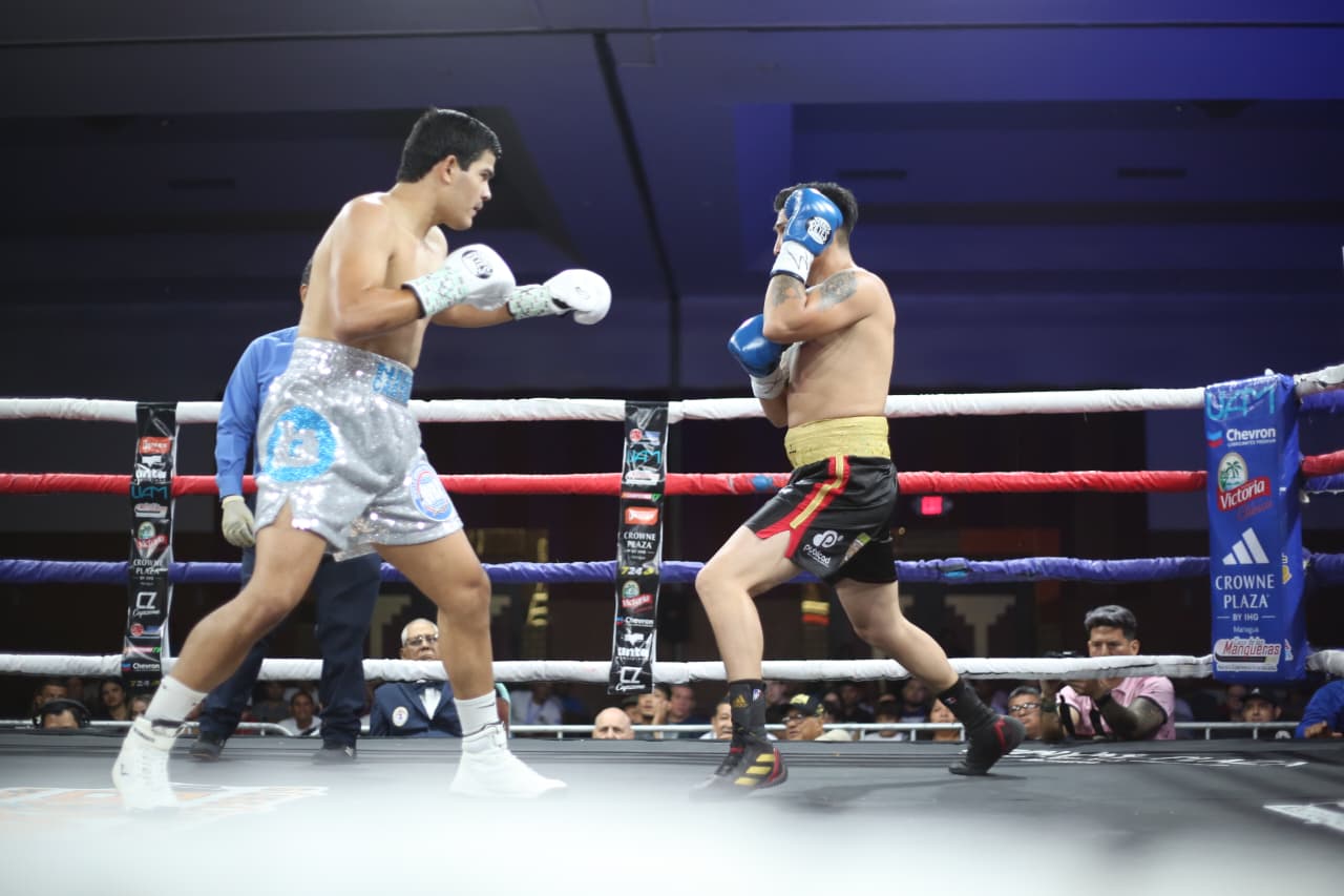 Boxeo--(122)