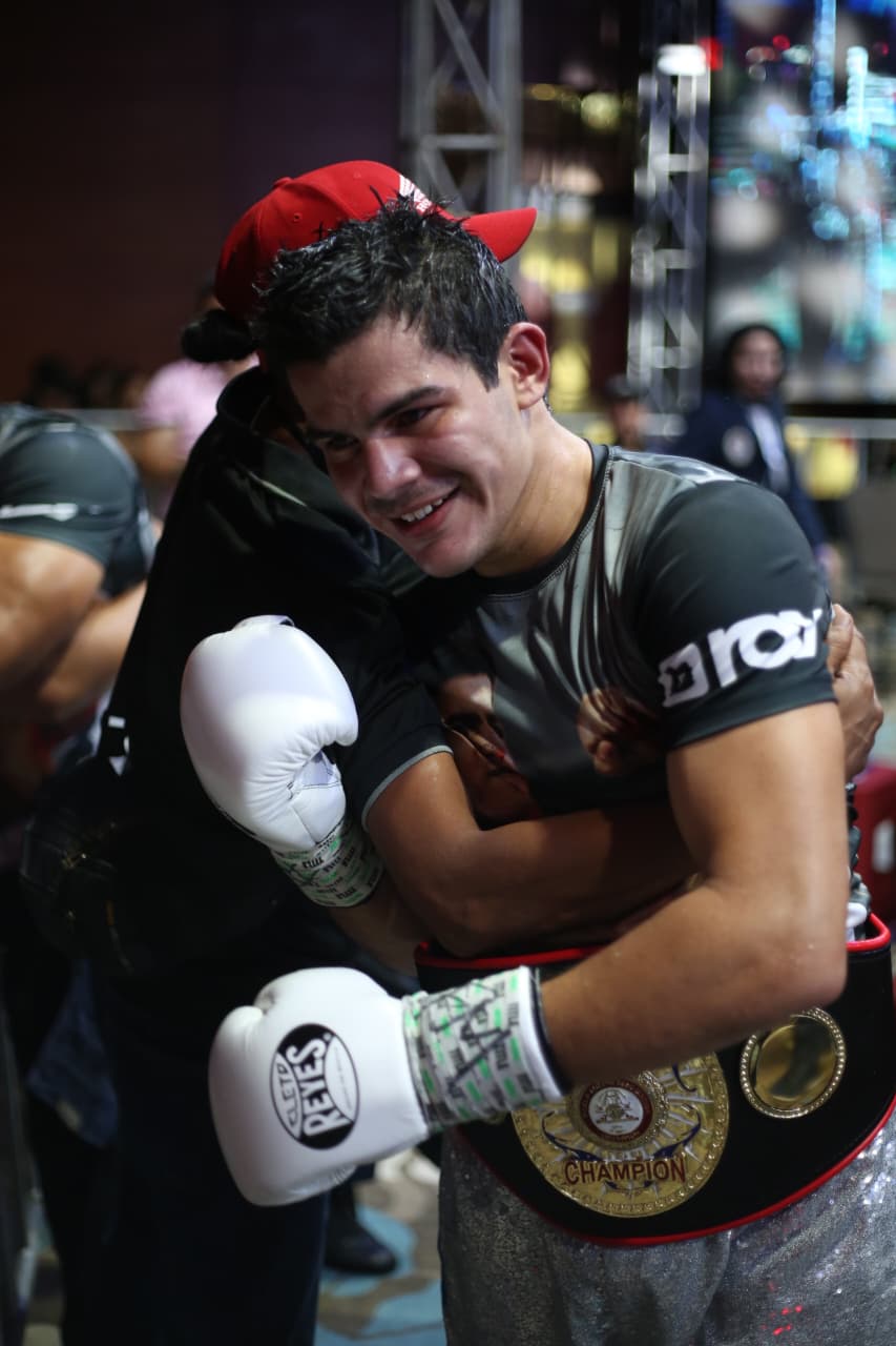 Boxeo--(46)