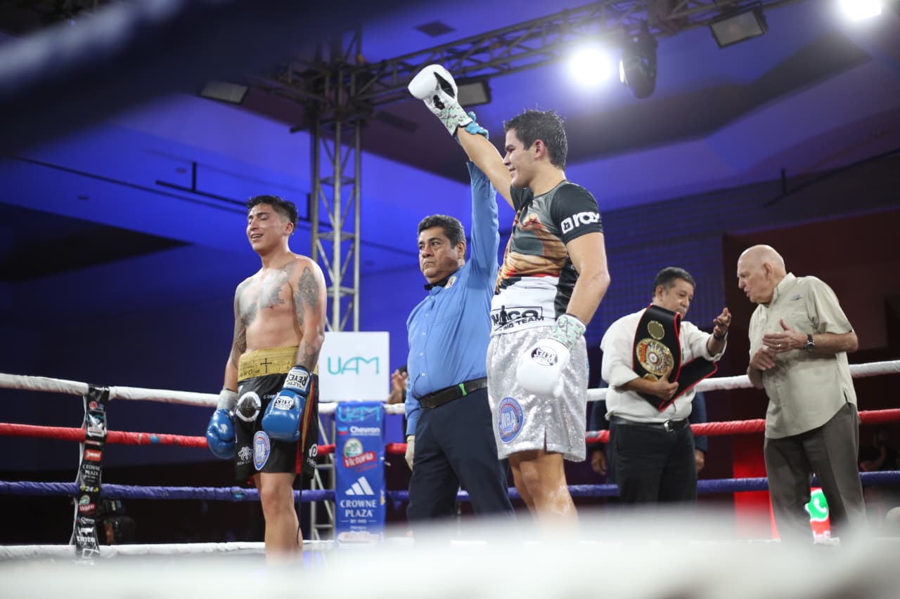 Boxeo--(65)