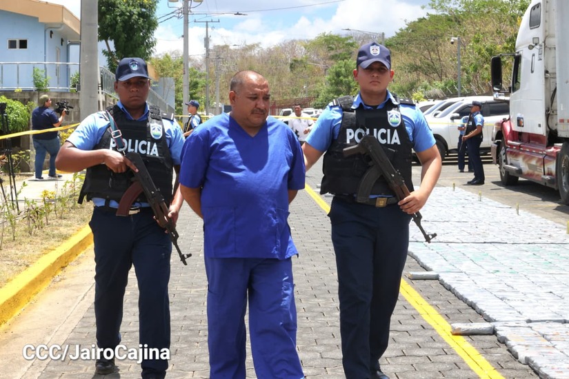 Polic&iacute;a Nacional-1